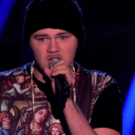 Chris Royal sings Wake Me Up on The Voice UK 2014 and Nick Dixon returned to the show with an Elton John track 