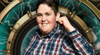 Big Brother 2015 constant Jack McDermott joins the housemates in the BB house this year, but the 23-year-old who work as a floor manager at a food resturant is no […]