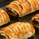 Paul Hollywood Pies and Puds : Sausage Rolls 