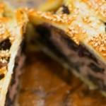 Paul Hollywood Pies and Puds : Black Pudding Sausage plait