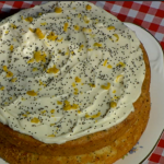 Iain Watters lemon  and courgette poppy seed cake on Newsnight