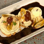 Phil Vickery trio of cheesecakes with hot chocolate sauce and glazed bananas recipe on Ready Steady Cook