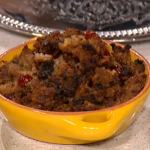 Phil Vickery stuffing with Christmas pudding recipe on This Morning