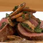 Gino venison with brandy and mushroom sauce recipe on Let’s Do Christmas