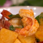 John Torode’s red prawn and pineapple curry recipe happy meal on This Morning
