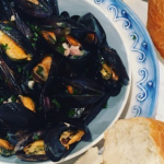 Phil Vickery mussels with bacon and beer recipe on This Morning