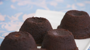 filling peanut molten