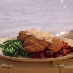 Gino’s  breaded chicken breast with olive, parmesan cheese, green beans and tomato sauce recipe