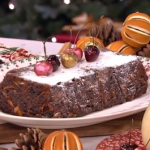 Phil’s Easy Peasy Christmas pud with sloe gin and apples recipe on This Morning