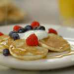 Mary Berry drop scones with yoghurt and berries recipe