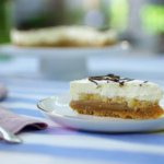 Mary Berry banoffee pie with digestive biscuits and condensed milk recipe