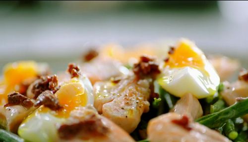 Jamie Oliver sorta salmon nicoise with a yoghurt dressing recipe – The