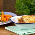 Phil Vickery Shepherd’s pie ( just like a Rolling Stone) on This Morning