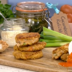 Phil Vickery simple summer crab cakes recipe on This Morning