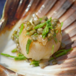Gordon Ramsay scallops with whiskey and samphire recipe on Gordon, Gino and Fred: Road Trip