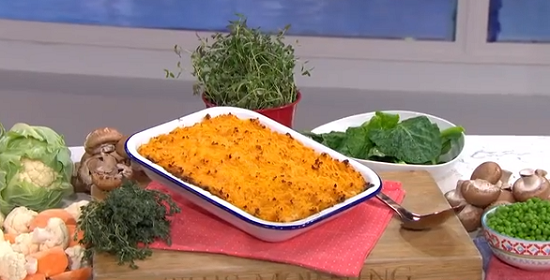 Phil Vickery Low Calorie Shepherd S Pie With Mushrooms And Lentils