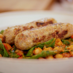 Tom Kerridge turkey sausages and beans recipe on Lose Weight and Get Fit with Tom Kerridge
