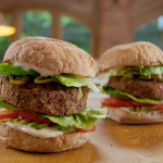 Tom Kerridge spicy Mexican-style bean burger with jalapeno peppers and lentils recipe on Lose Weight and Get Fit