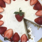 Phil Vickery light strawberry cheesecake with cream cheese and rich tea biscuits recipe on This Morning