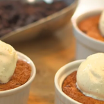 Lisa Faulkner cookie dough pots with chocolate chips and ice cream recipe on Lorraine