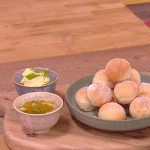 John Whaite dough balls with garlic butter recipe on Steph’s Packed Lunch