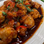 James Martin chicken wings with BBQ sauce and a Korean gochujang paste recipe on This Morning