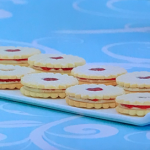Paul Hollywood jammy biscuits with raspberry jam and shortbread recipe on The Great British Bake Off