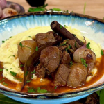 Theo Michaels Greek beef stifado recipe on Steph’s Packed Lunch