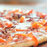 Jamie Oliver cheat’s no-oven pizza with red pepper, carrot and onion recipe on Jamie’s £1 Wonders