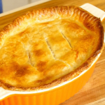 Gemma Bird (money mum) top crust pie with leeks, carrots, mushrooms and cream cheese recipe on Lorraine