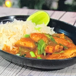 Joe Wicks spicy spring onion chicken with oyster sauce, honey and rice recipe on Sunday Brunch