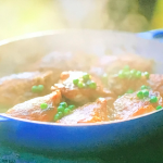 Tom Kerridge chicken thighs with peas on Tom Kerridge Cooks Britain