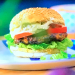 Dr Amir Khan air fryer halloumi burger with yoghurt sauce recipe on Lorraine