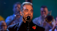 Robbie Williams returned to the X Factor stage tonight to perform his new single ‘Go Gently’. The former Take That star joined Sharon Osbourne at judges houses in LA earlier […]