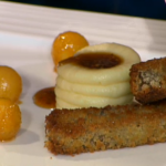 Jaqueline O’Donnell’s makes Crispy Haggis with creamed Tatties for Burns Night on This Morning