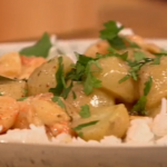 Gino D’acampo Spicy Thai prawn curry recipe on Let’s Do Lunch with Mel