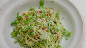 Jamie Oliver Skinny Carbonara With Smoky Bacon Recipe On Jamie’s Super ...