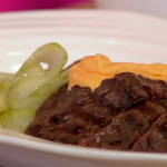 Sophie Michell chargrilled hanger steak with hollandaise recipes on Sunday Brunch