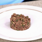 Ryan Simpson steak tartare with Mary rose sauce recipe on Yes Chef