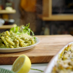Jamie Oliver greens mac ‘n’ cheese with leeks and sprouting broccoli recipe on Jamie’s Meat-Free Meals