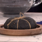 Heston Blumenthal explosive bread bake with carbon and prawns recipe on This Morning