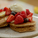 Tom Kerridge low calorie tahini and honey pancakes with Greek yoghurt recipe on Lose Weight and Get Fit