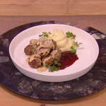 Shivi Ramoutar Ikea meatballs with potatoes recipe on Steph’s Packed Lunch