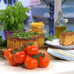 Phil Vickery pasta cake with rigatoni pasta and bolognese sauce recipe on This Morning