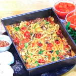 Theo Michaels tray-baked spaghetti puttanesca recipe on Steph’s Packed Lunch