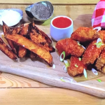 Theo Michaels buffalo hot wings with potato wedges recipe on Steph’s Packed Lunch