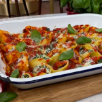 Clodagh Mckenna cheesy pasta bake with spinach and ricotta recipe on This Morning