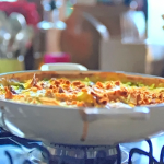 Jamie Oliver scruffy vegetable lasagne with leeks, broccoli and peas recipe on Jamie’s £1 Wonders