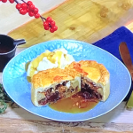 Simon Rimmer cranberry and cheese pie with mash potatoes recipe on Steph’s Packed Lunch