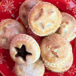 Andi and Miquita Oliver mulled wine mince pies recipe on Steph’s Packed Lunch